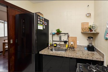 Apartamento à venda com 55m², 2 quartos e 1 vaga Apartamento à venda com 55m², 2 quartos e 1 vagaCozinha