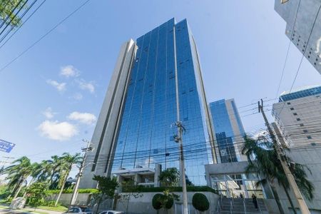 Apartamento para alugar com 35m², 1 quarto e 2 vagas Apartamento para alugar com 35m², 1 quarto e 2 vagasFachada