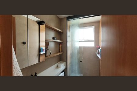Banheiro de apartamento para alugar com 2 quartos, 41m² em Parque Santa Rosa, Suzano