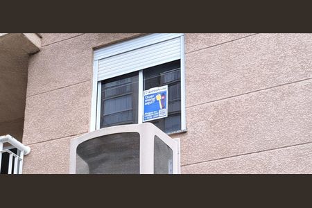 Apartamento à venda com 84m², 3 quartos e 1 vagaAdesivo