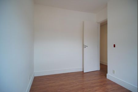 Apartamento à venda com 84m², 3 quartos e 1 vagaQuarto 2