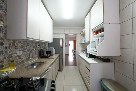 Apartamento à venda com 136m², 3 quartos e 2 vagasCozinha