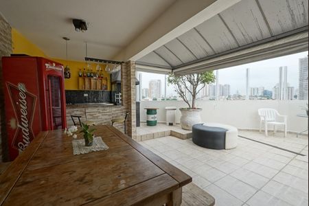 Apartamento à venda com 136m², 3 quartos e 2 vagasCobertura