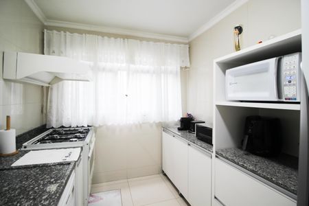 Apartamento à venda com 240m², 4 quartos e 3 vagas Apartamento à venda com 240m², 4 quartos e 3 vagasCozinha