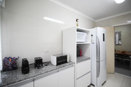 Apartamento à venda com 240m², 4 quartos e 3 vagas Apartamento à venda com 240m², 4 quartos e 3 vagasCozinha