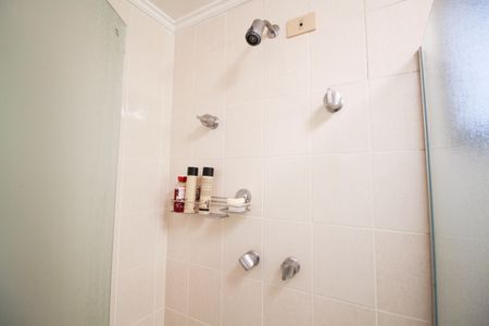 Apartamento à venda com 240m², 4 quartos e 3 vagas Apartamento à venda com 240m², 4 quartos e 3 vagasBanheiro da Suíte 2