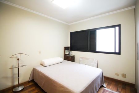 Apartamento à venda com 240m², 4 quartos e 3 vagas Apartamento à venda com 240m², 4 quartos e 3 vagasSuíte 3