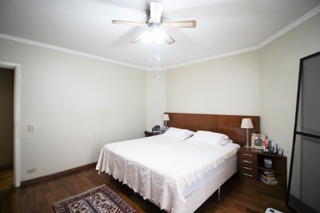 Apartamento à venda com 240m², 4 quartos e 3 vagas Apartamento à venda com 240m², 4 quartos e 3 vagasSuíte 1