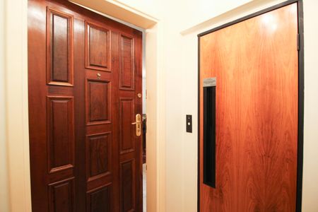 Apartamento à venda com 240m², 4 quartos e 3 vagas Apartamento à venda com 240m², 4 quartos e 3 vagasHall do apartamento