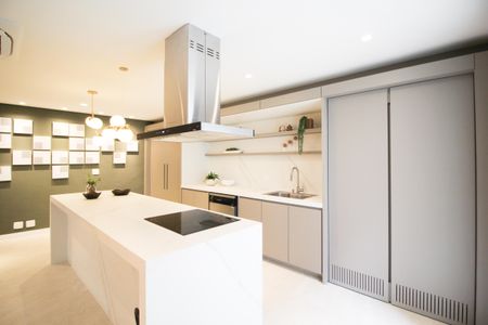 Apartamento à venda com 240m², 4 quartos e 3 vagas Apartamento à venda com 240m², 4 quartos e 3 vagasÁrea comum - Salão de festas