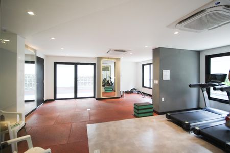 Apartamento à venda com 240m², 4 quartos e 3 vagas Apartamento à venda com 240m², 4 quartos e 3 vagasÁrea comum - Academia
