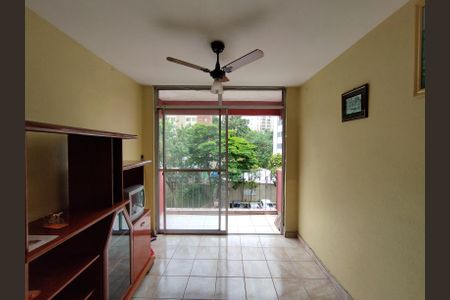 Sala  de apartamento para alugar com 2 quartos, 54m² em Jardim Celeste, São Paulo