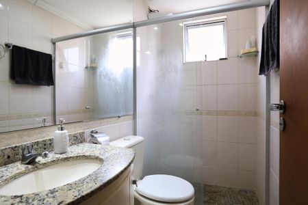 Apartamento à venda com 125m², 4 quartos e 2 vagasBanheiro da Suíte