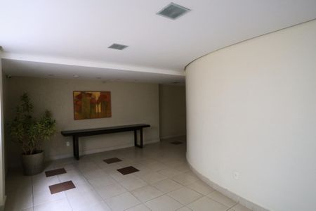 Apartamento à venda com 125m², 4 quartos e 2 vagasHall