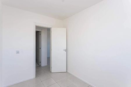 Quarto 2 de apartamento para alugar com 2 quartos, 50m² em Jardim Itu, Porto Alegre