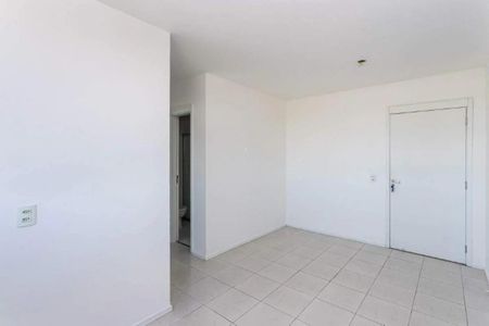 Sala  de apartamento para alugar com 2 quartos, 50m² em Jardim Itu, Porto Alegre