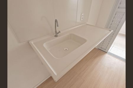 Apartamento para alugar com 2 quartos, 28m² em Jardim Jaragua (sao Domingos), São Paulo