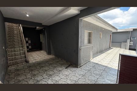 Casa para alugar com 80m², 2 quartos e sem vaga Casa para alugar com 80m², 2 quartos e sem vagaQuintal - Area de Serviço