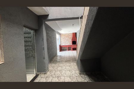 Casa para alugar com 80m², 2 quartos e sem vaga Casa para alugar com 80m², 2 quartos e sem vagaQuintal - Area de Serviço
