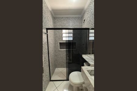 Banheiro de casa para alugar com 2 quartos, 80m² em Jardim Irene, Santo André