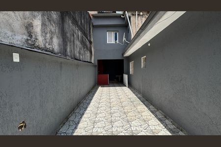 Casa para alugar com 80m², 2 quartos e sem vaga Casa para alugar com 80m², 2 quartos e sem vagaQuintal - Area de Serviço