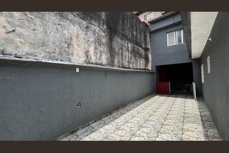 Casa para alugar com 80m², 2 quartos e sem vaga Casa para alugar com 80m², 2 quartos e sem vagaQuintal - Area de Serviço
