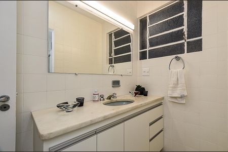 Apartamento à venda com 170m², 4 quartos e 1 vagaBanheiro Social