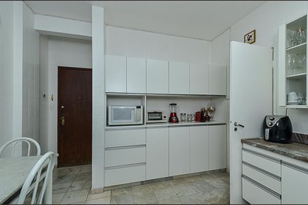 Apartamento à venda com 170m², 4 quartos e 1 vagaCozinha