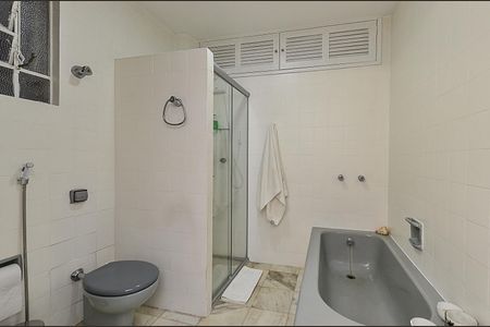 Apartamento à venda com 170m², 4 quartos e 1 vagaBanheiro Social