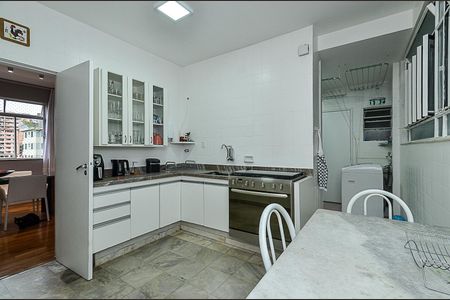 Apartamento à venda com 170m², 4 quartos e 1 vagaCozinha