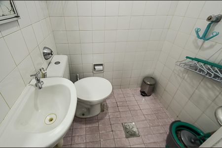 Apartamento à venda com 170m², 4 quartos e 1 vagaBanheiro de serviço