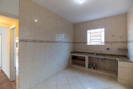 Casa para alugar com 95m², 2 quartos e sem vaga