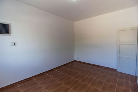 Casa para alugar com 95m², 2 quartos e sem vaga
