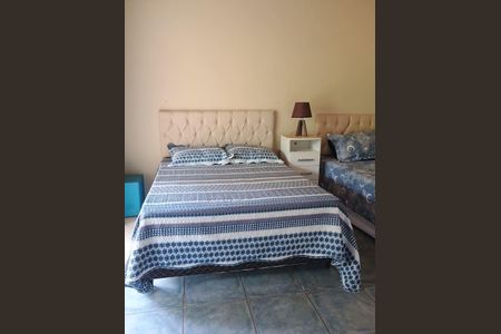 Casa para alugar com 250m², 5 quartos e 7 vagas