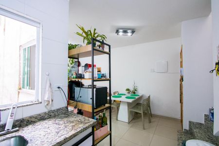 Apartamento para alugar com 102m², 2 quartos e 2 vagasCozinha
