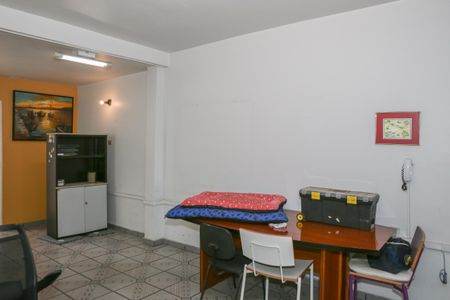 Casa à venda com 650m², 4 quartos e 4 vagasCasa 2 - Sala