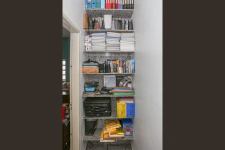 Casa à venda com 650m², 4 quartos e 4 vagasCasa 2 - Corredor