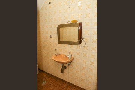 Casa à venda com 650m², 4 quartos e 4 vagasBanheiro da Garagem