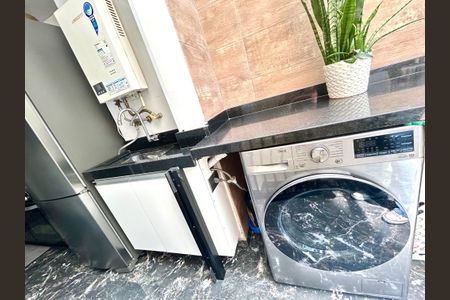 Apartamento à venda com 116m², 3 quartos e 1 vagaÁrea de Serviço