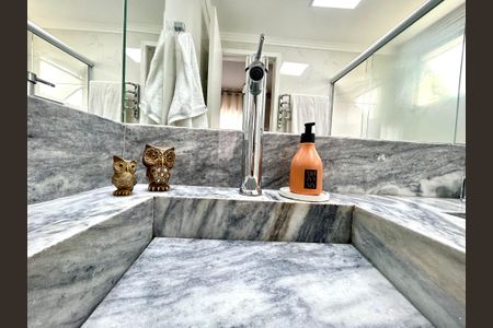 Apartamento à venda com 116m², 3 quartos e 1 vagaBanheiro da Suíte