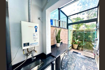 Apartamento à venda com 116m², 3 quartos e 1 vagaÁrea de Serviço