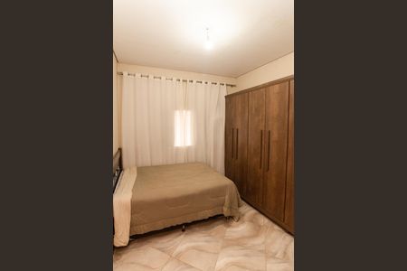 Casa para alugar com 100m², 2 quartos e 1 vagaQuarto 1