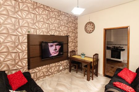 Sala de casa para alugar com 2 quartos, 100m² em Vila Gustavo, São Paulo