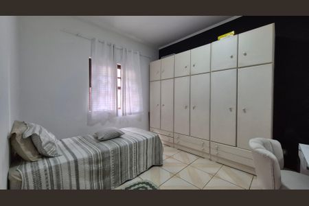 Quarto de casa à venda com 3 quartos, 300m² em Vila Homero Thon, Santo André