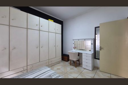 Quarto de casa à venda com 3 quartos, 300m² em Vila Homero Thon, Santo André