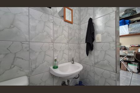Casa à venda com 300m², 3 quartos e 2 vagasBanheiro