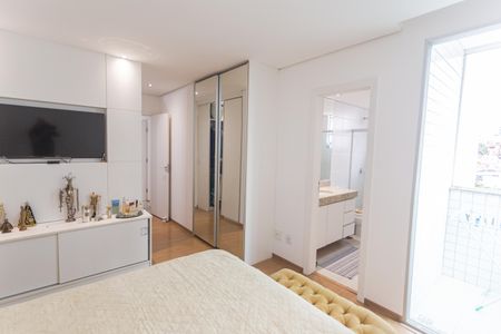 Apartamento à venda com 146m², 3 quartos e 4 vagas Apartamento à venda com 146m², 3 quartos e 4 vagasSuíte 1