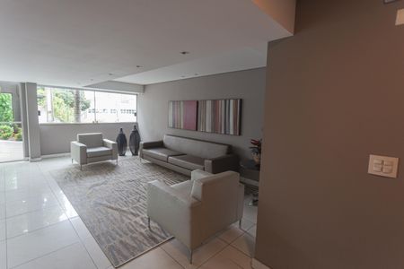 Apartamento à venda com 146m², 3 quartos e 4 vagas Apartamento à venda com 146m², 3 quartos e 4 vagasHall de entrada