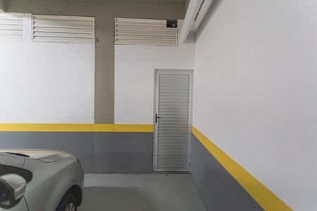 Apartamento à venda com 146m², 3 quartos e 4 vagas Apartamento à venda com 146m², 3 quartos e 4 vagasGaragem