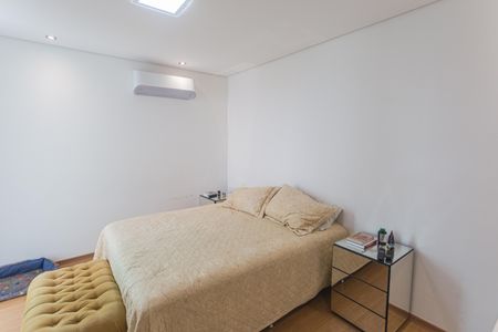 Apartamento à venda com 146m², 3 quartos e 4 vagas Apartamento à venda com 146m², 3 quartos e 4 vagasSuíte 1